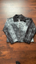 Load and play video in Gallery viewer, Moon jacket
